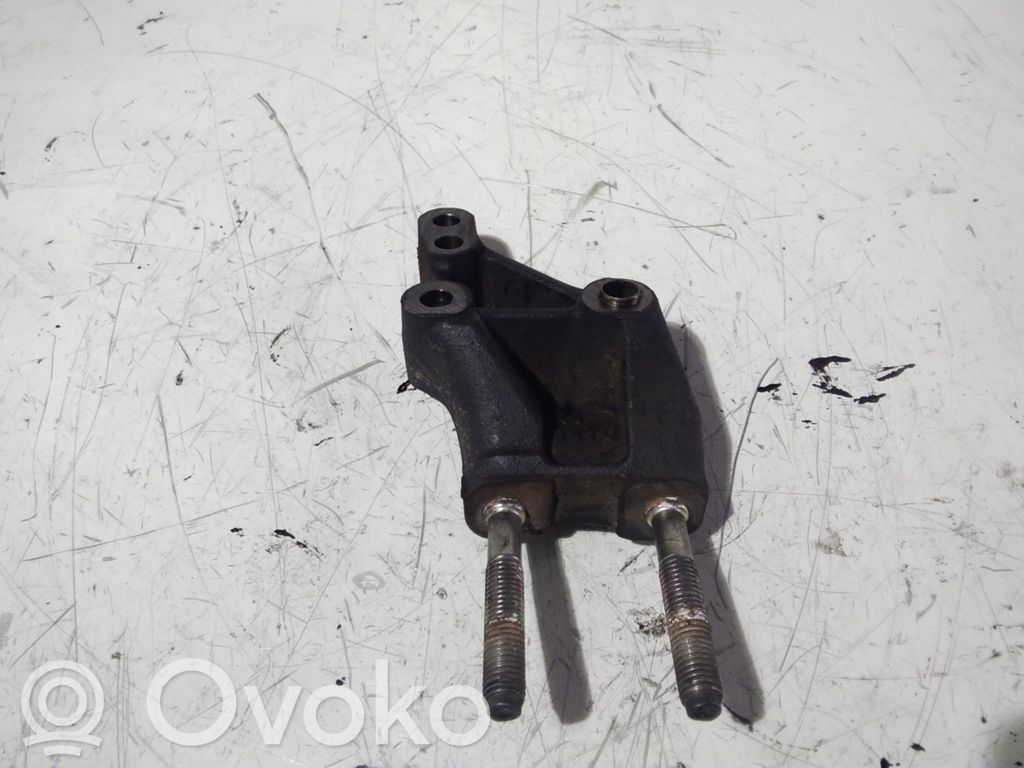 Engine mounting bracket   K48416,8416