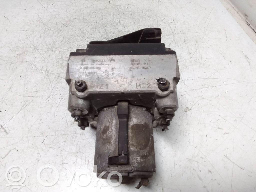Audi A4 S4 B5 8D Bomba de ABS 