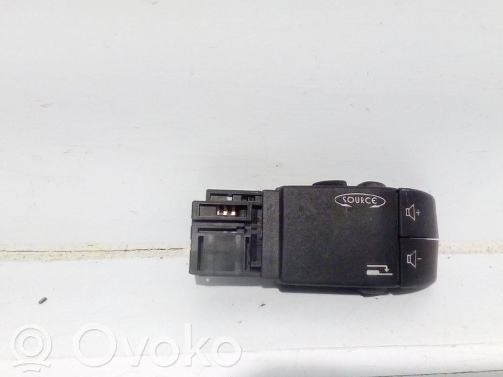 Renault Trafic II (X83) Multifunctional control switch/knob 