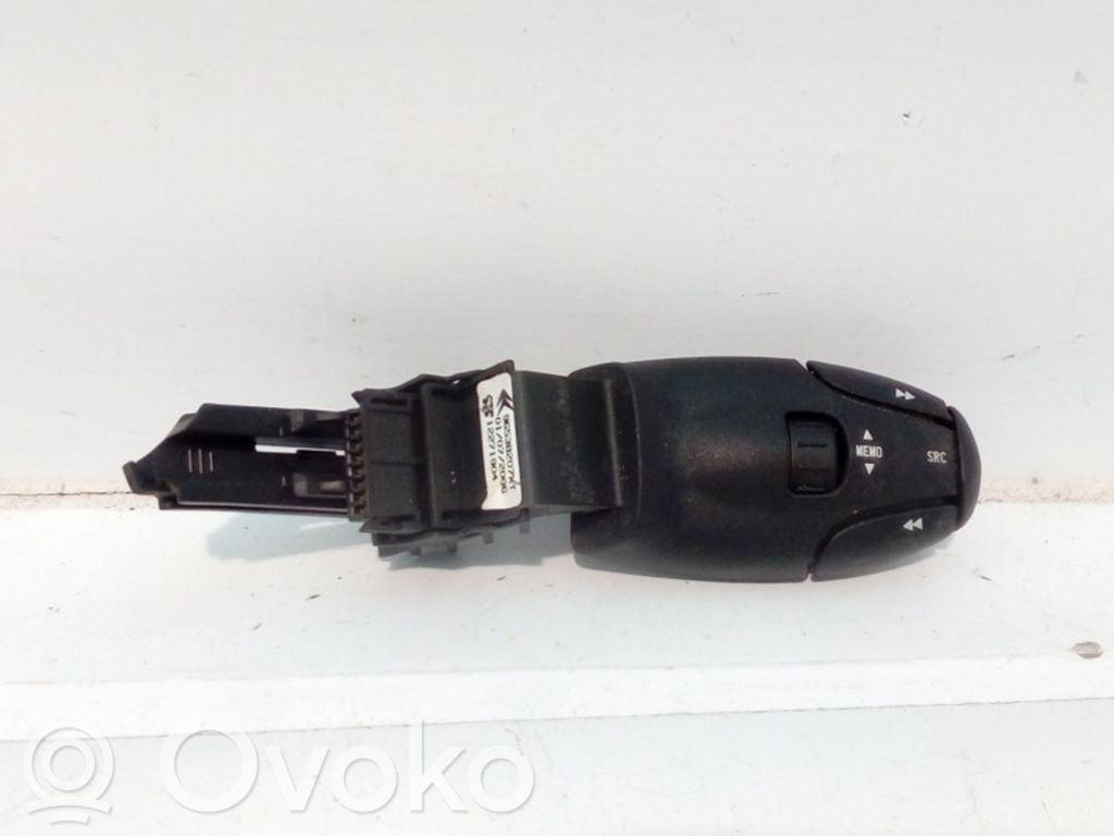 Peugeot 307 Multifunctional control switch/knob 
