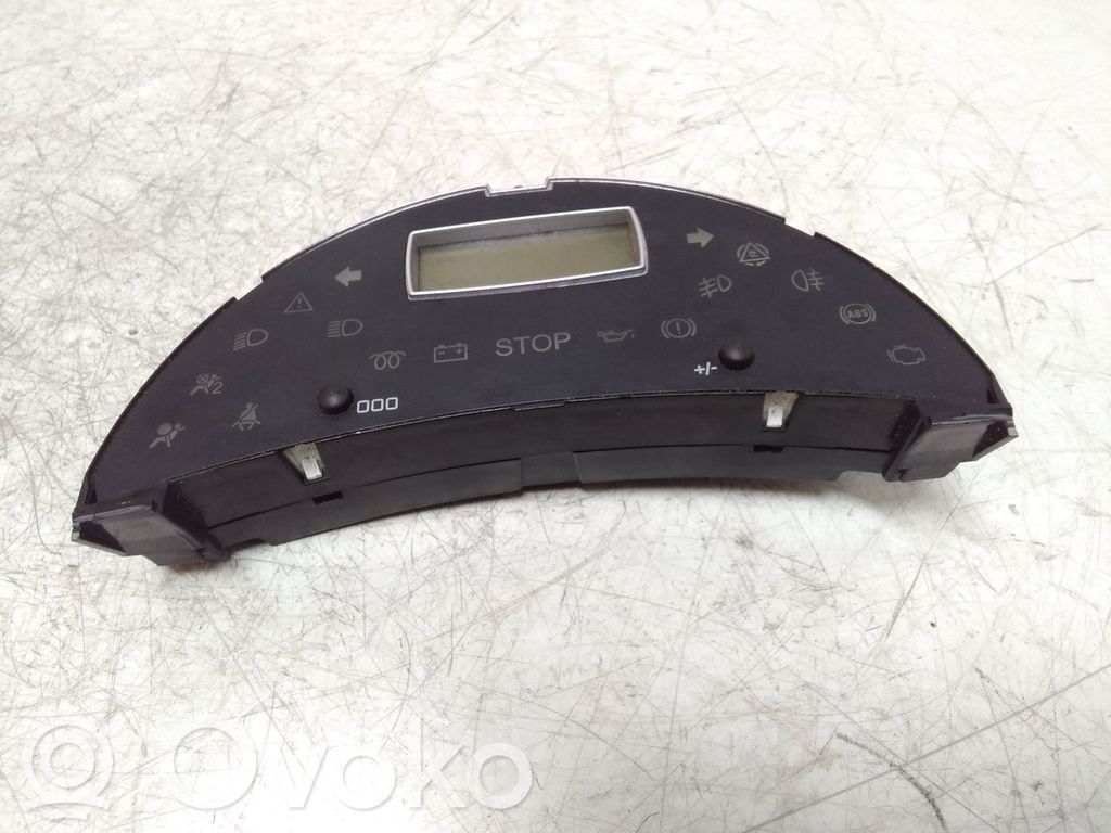 Peugeot 807 Speedometer (instrument cluster) 