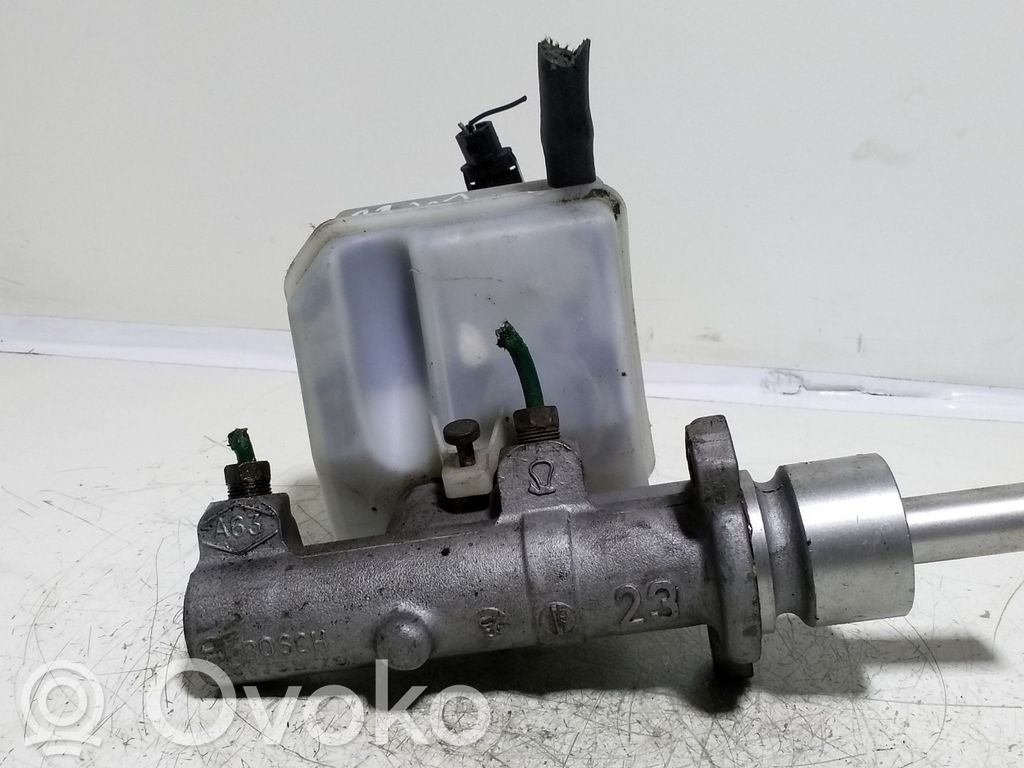 Nissan Interstar Master brake cylinder 