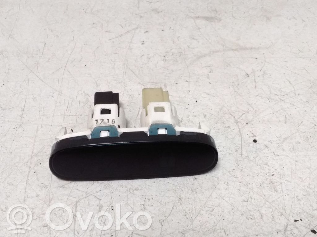 Nissan Juke I F15 Monitori/näyttö/pieni näyttö 