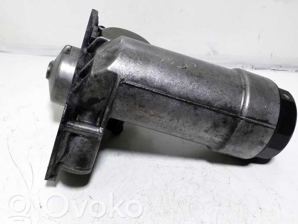 Audi A4 S4 B6 8E 8H Oil filter mounting bracket 