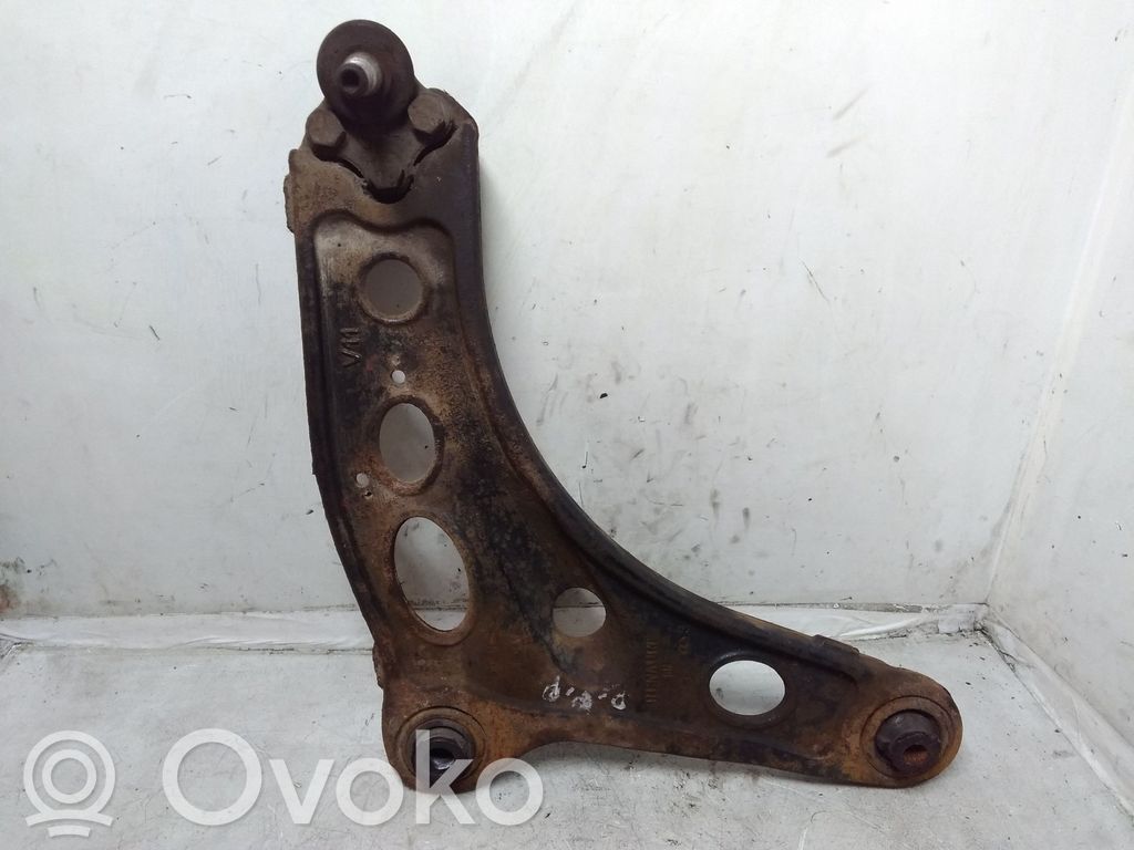 Opel Vivaro Dakša 