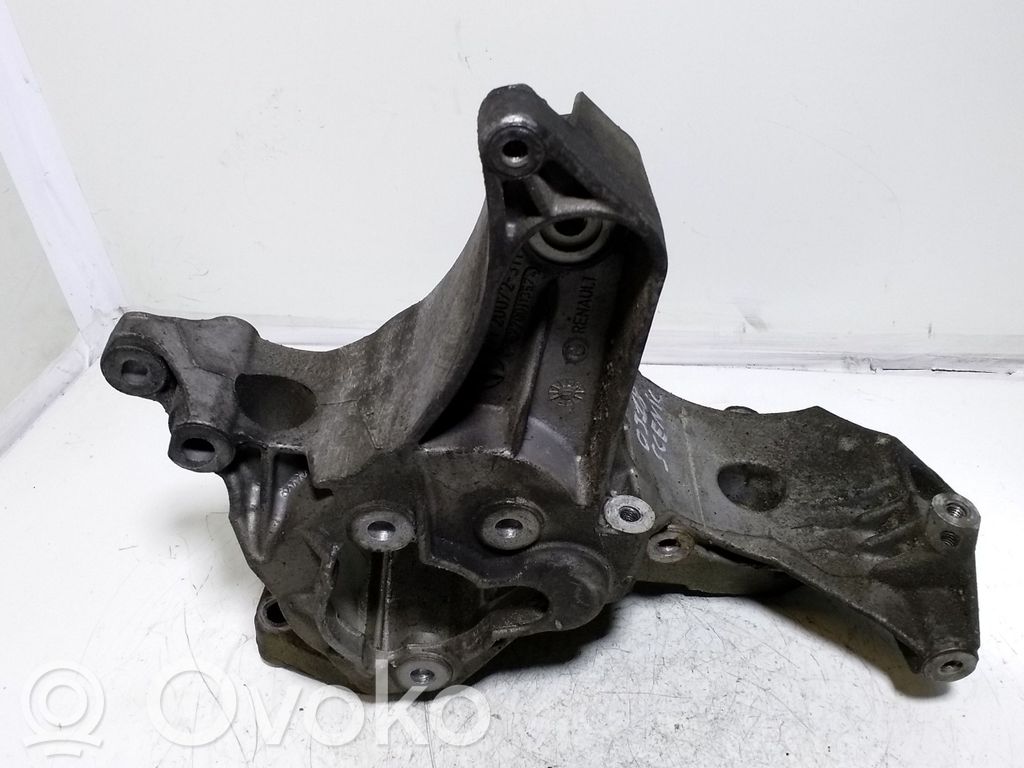 Renault Scenic I Generator/alternator bracket 