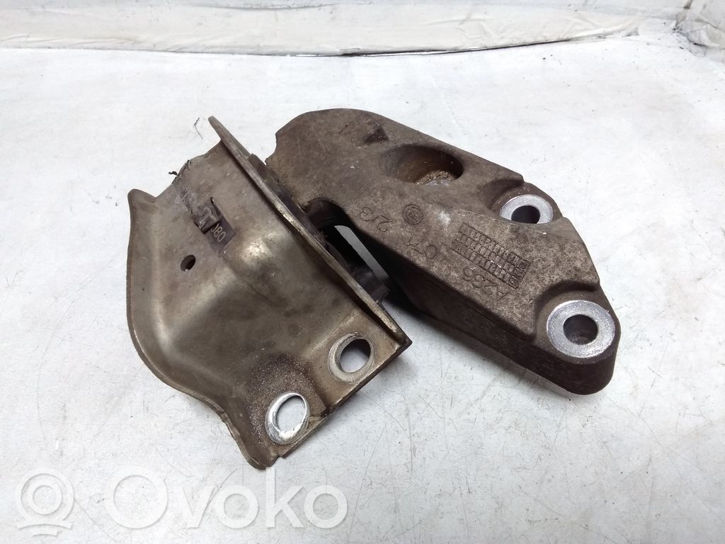 Citroen Jumper Engine mount bracket 