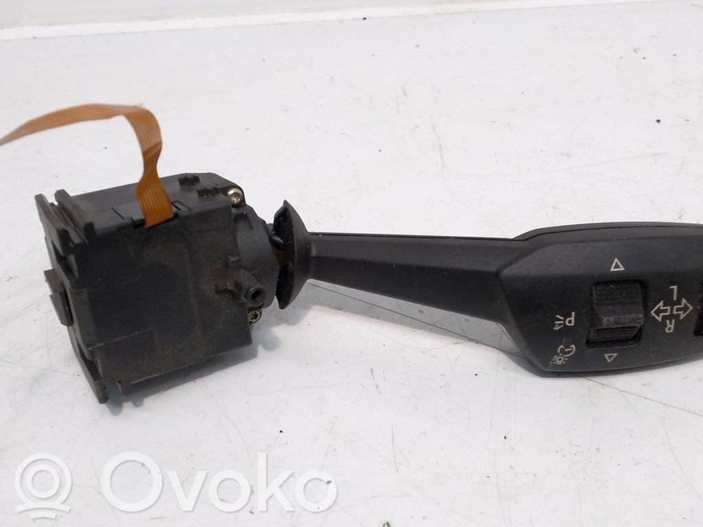 BMW 3 E90 E91 Indicator stalk 