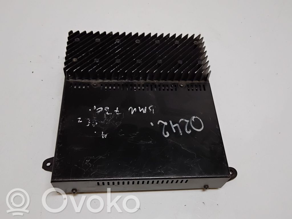 BMW 7 E38 Garso stiprintuvas 