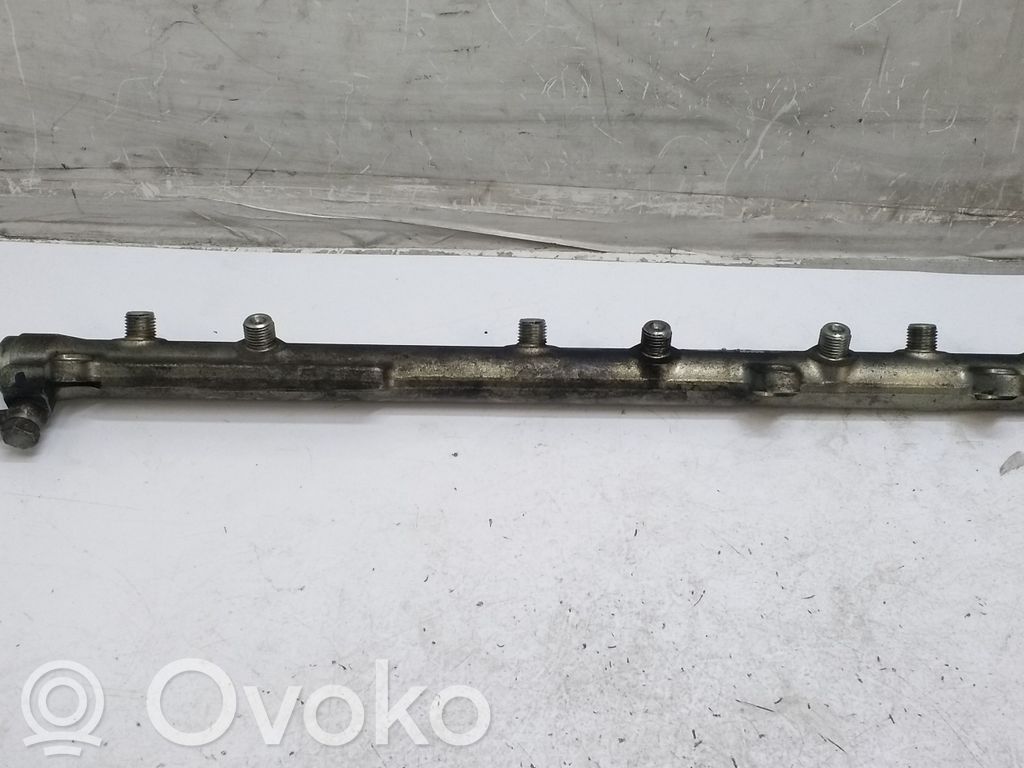 BMW 5 E60 E61 Listwa wtryskowa 