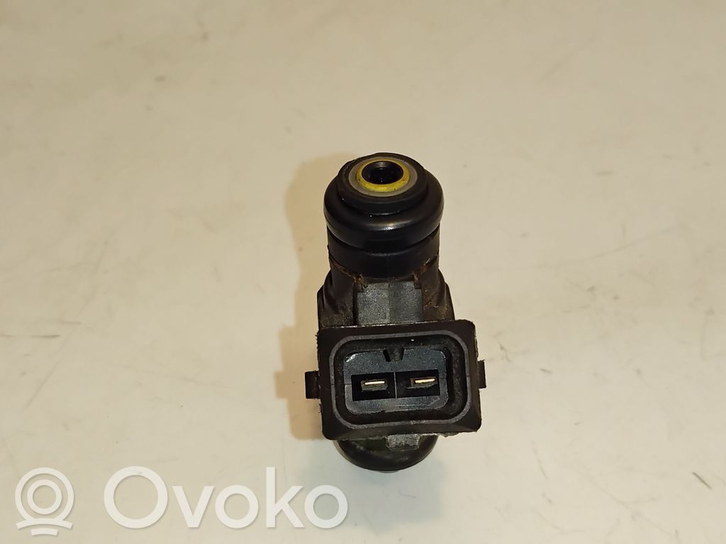 Renault Laguna II Inyector de combustible 
