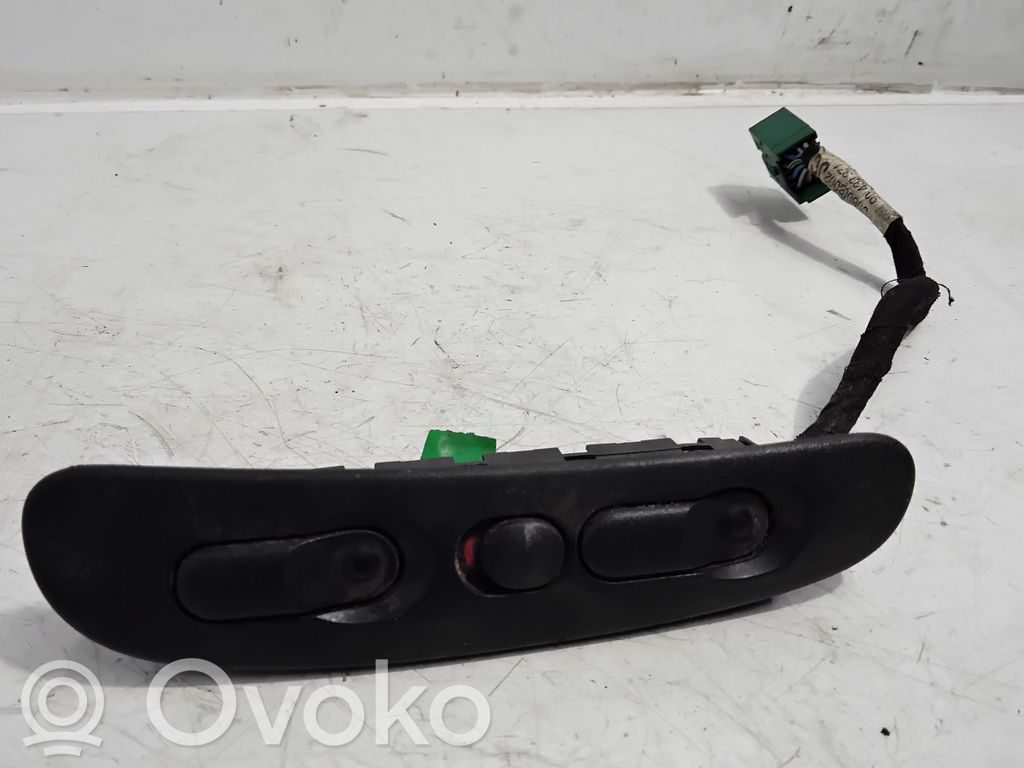 Opel Vectra B Electric window control switch 
