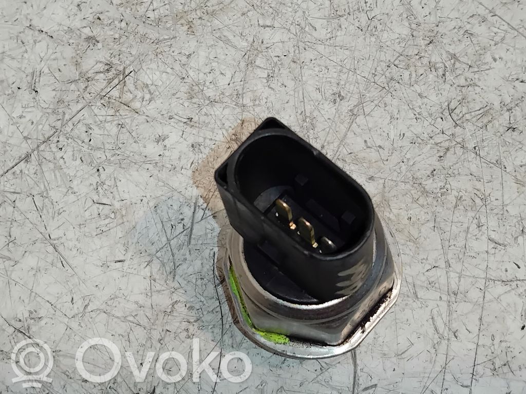 Audi A6 S6 C6 4F Fuel pressure sensor 