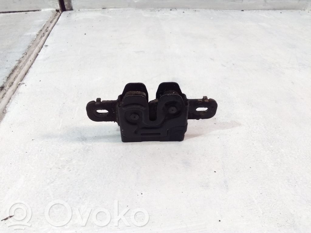 Volvo V70 Încuietoare capotă 
