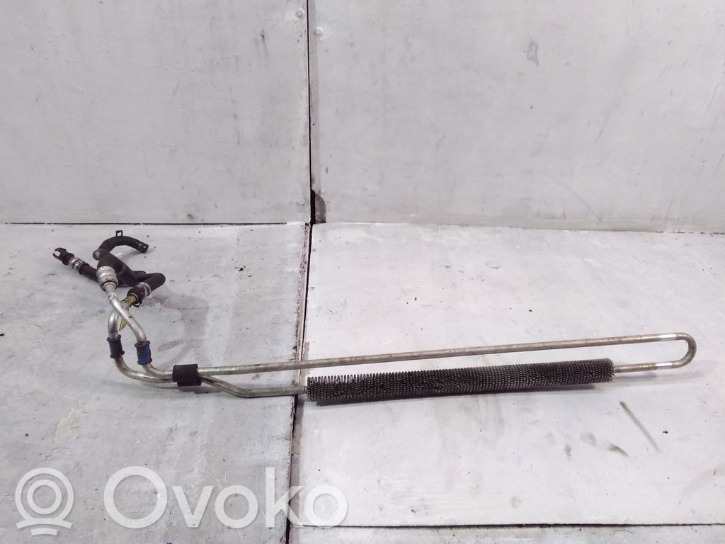 Volvo V70 Radiateur de direction assistée 