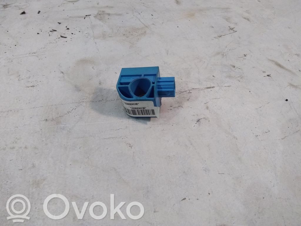 KIA Sorento Airbag deployment crash/impact sensor 