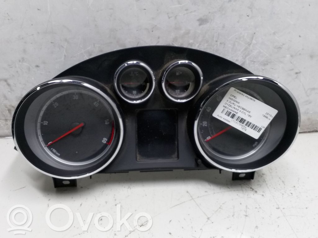 Opel Insignia A Spidometras (prietaisų skydelis) 