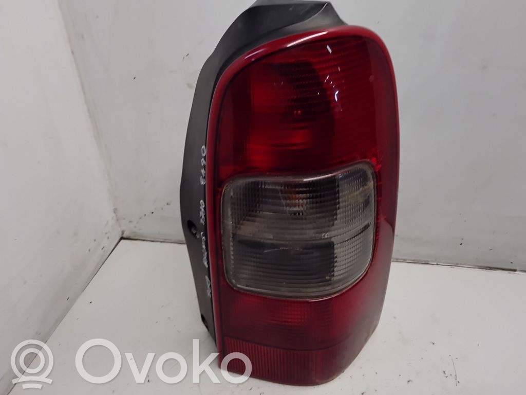 Opel Sintra Lampă spate în caroserie 