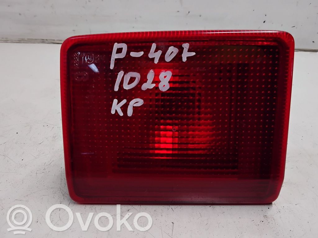 Peugeot 407 Lampă spate în capacul portbagajului 