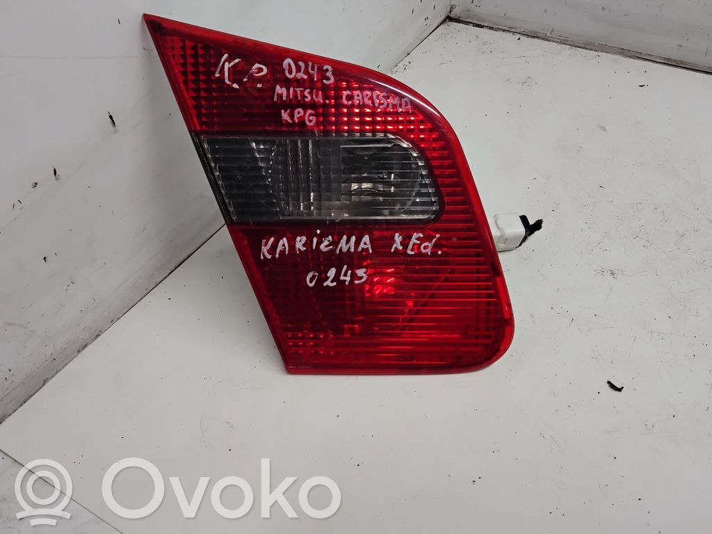 Mitsubishi Carisma Takaluukun takavalot 