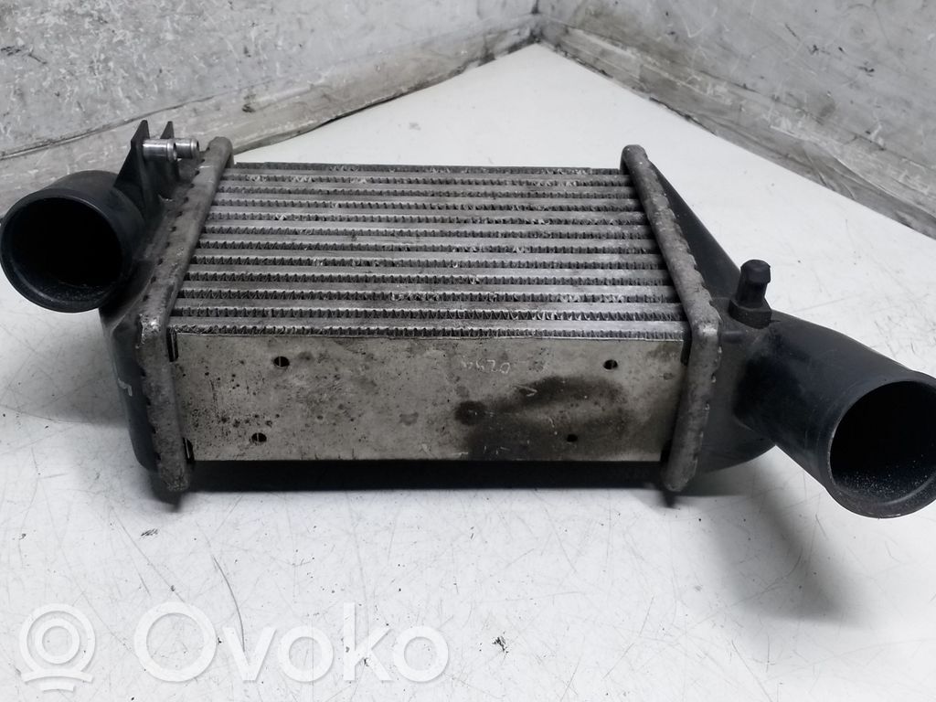 Audi A6 S6 C5 4B Interkūlerio radiatorius 
