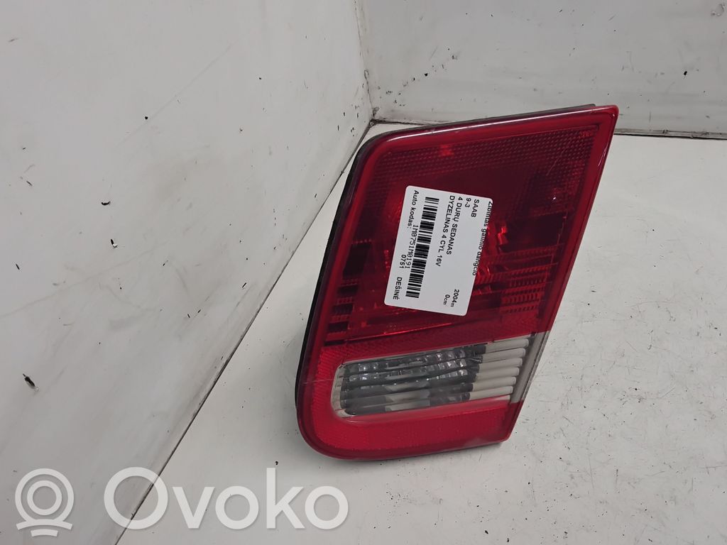 Saab 9-3 Ver1 Takaluukun takavalot 