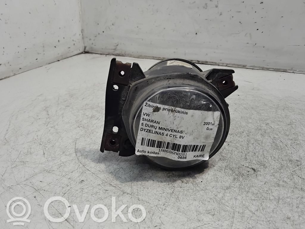 Volkswagen Sharan Miglas lukturis priekšā 