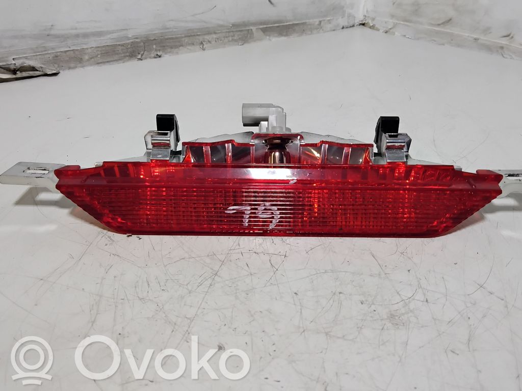 Toyota Corolla E120 E130 Third/center stoplight 