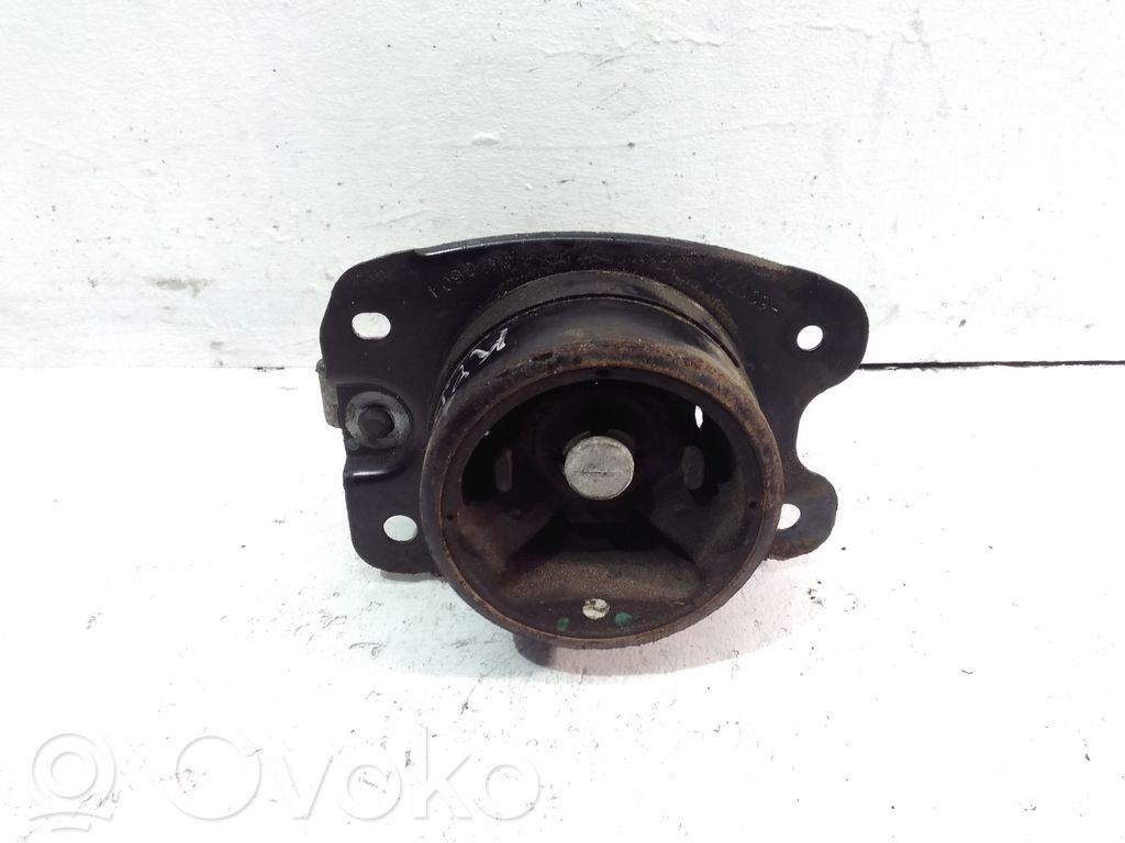 Chevrolet Captiva Gearbox mount 