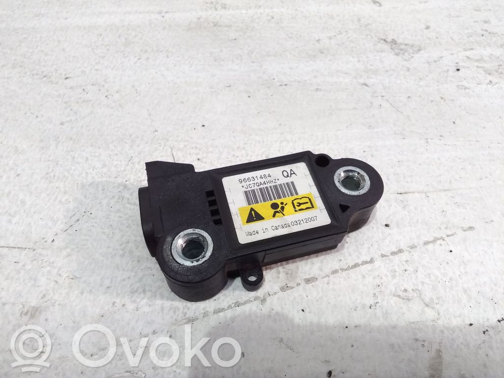 Chevrolet Captiva Czujnik uderzenia Airbag 