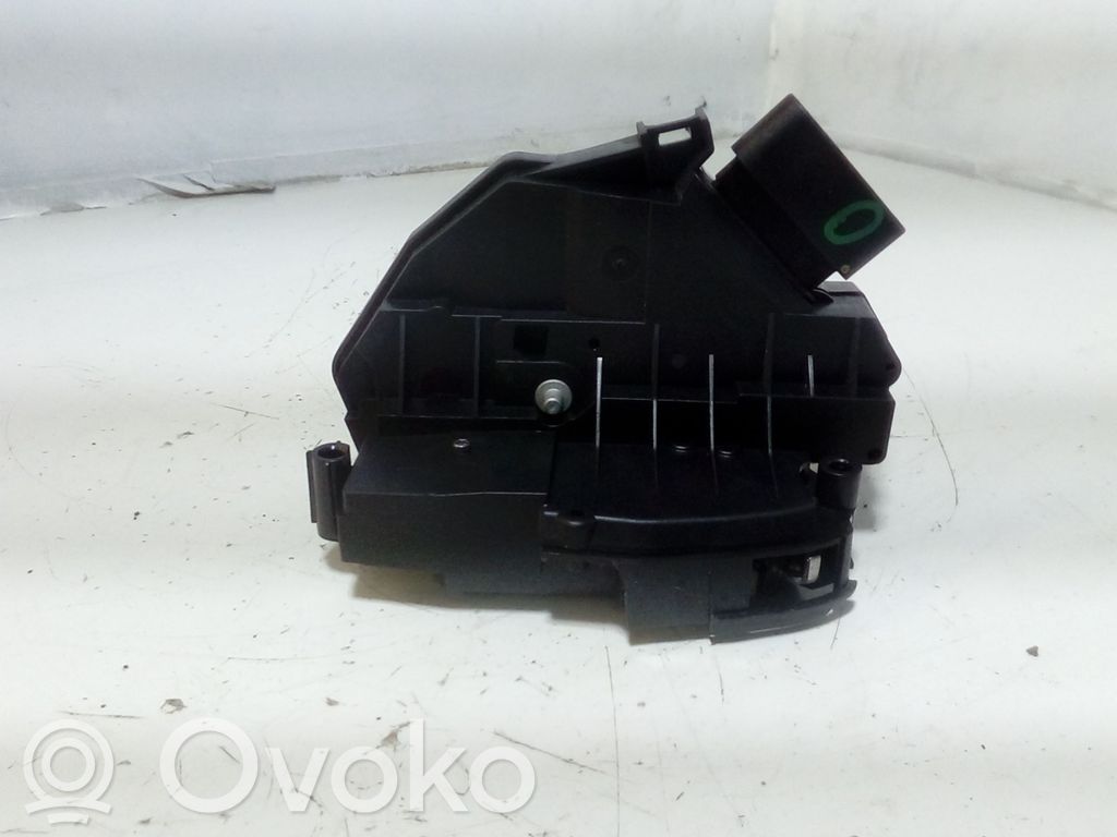 Ford C-MAX II Front door lock 