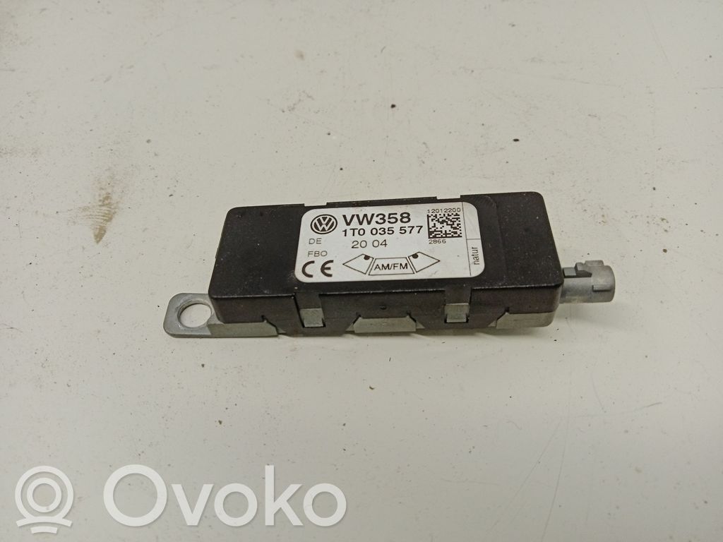 Volkswagen Touran I Amplificatore antenna