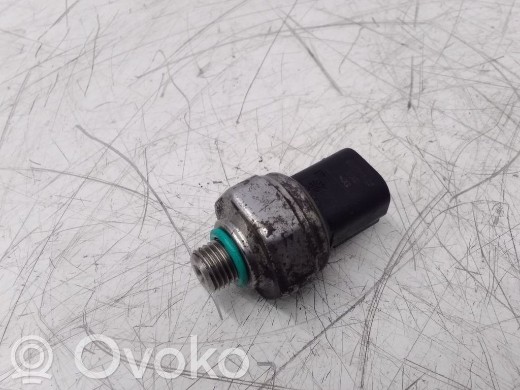 Air conditioning (A/C) pressure sensor   9181464,918146401