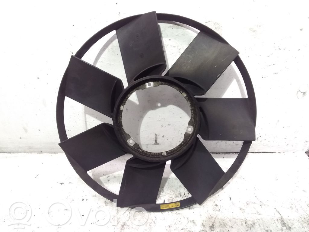 BMW X5 E53 Ventiliatoriaus sparnuotė 