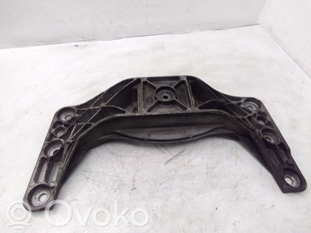 BMW 5 E60 E61 Gearbox mounting bracket 