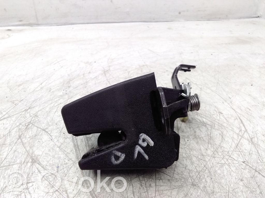Loading door lock