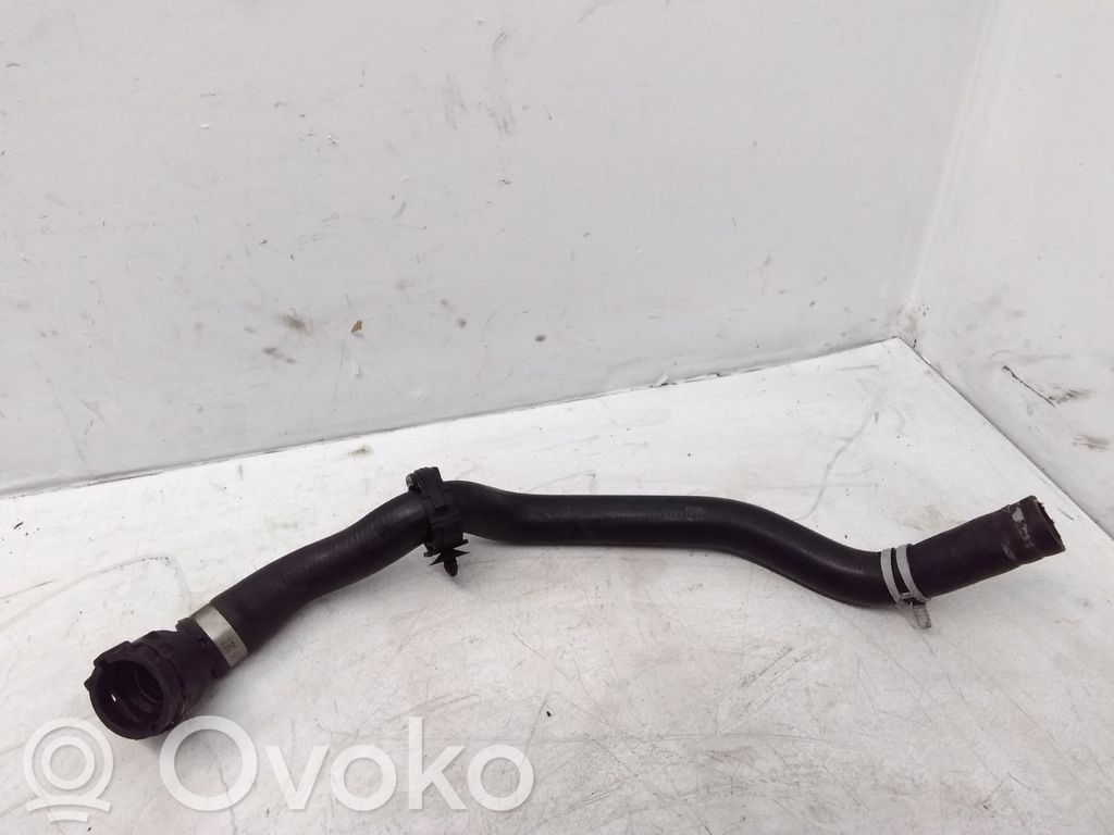 BMW 3 E90 E91 Tubo flessibile del liquido di raffreddamento del motore