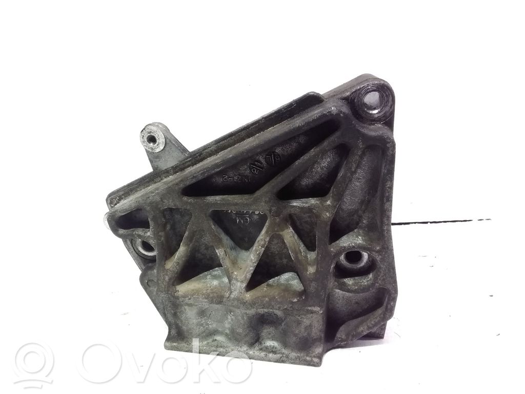 Opel Antara Engine mounting bracket 