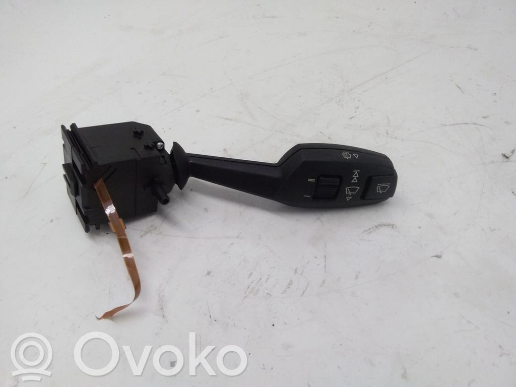 BMW 1 E82 E88 Stikla tīrītāja vadības pogas kātiņš 