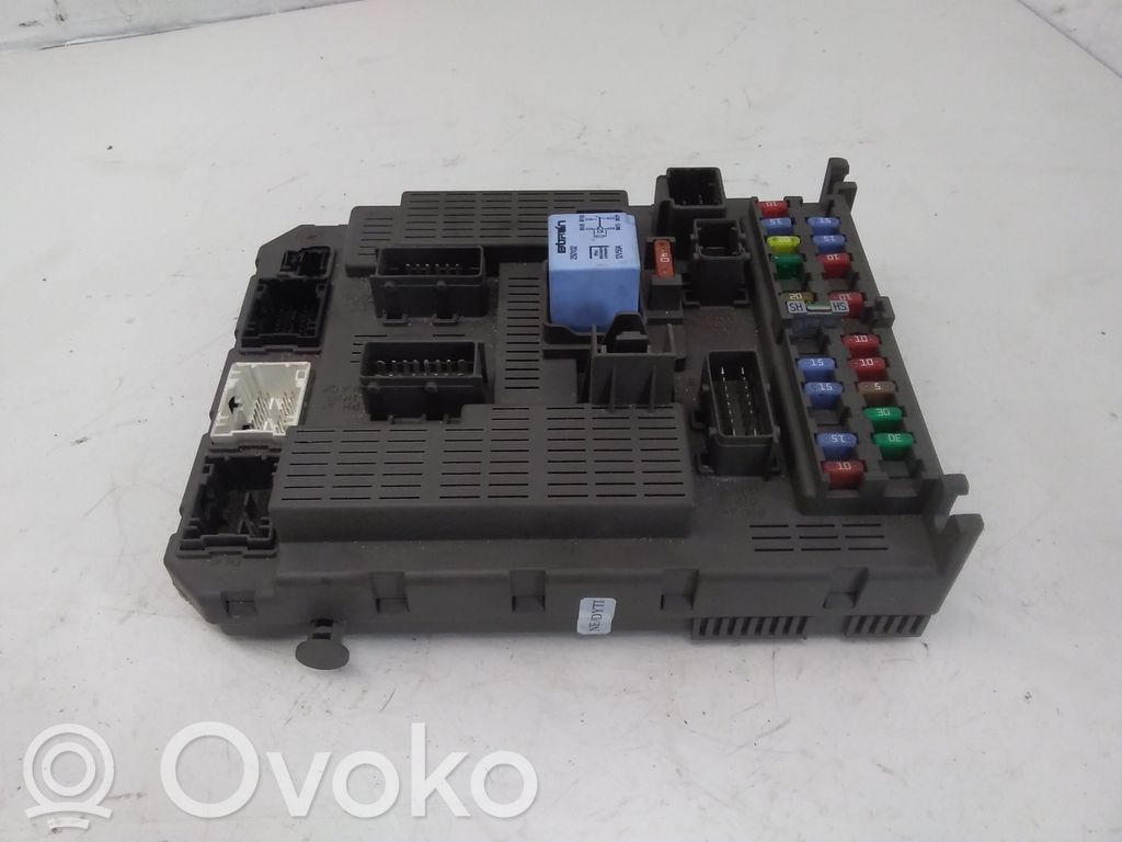 Peugeot 807 Sulakemoduuli 