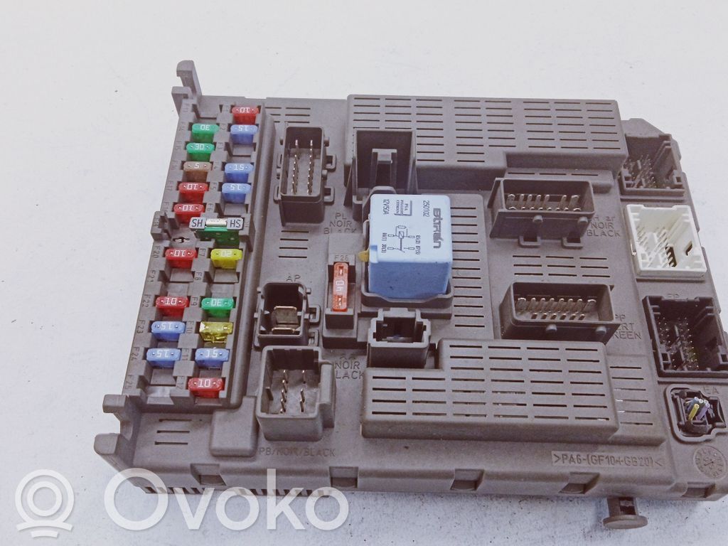 Citroen C8 Sulakemoduuli 