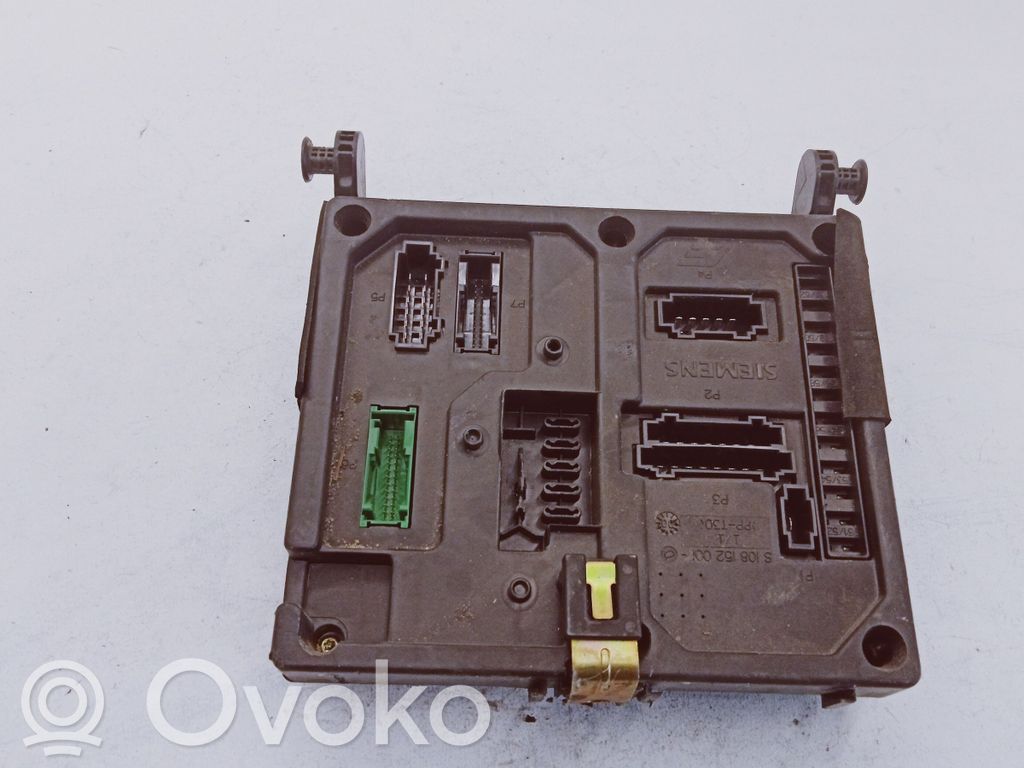 Ford Galaxy Módulo de fusible 
