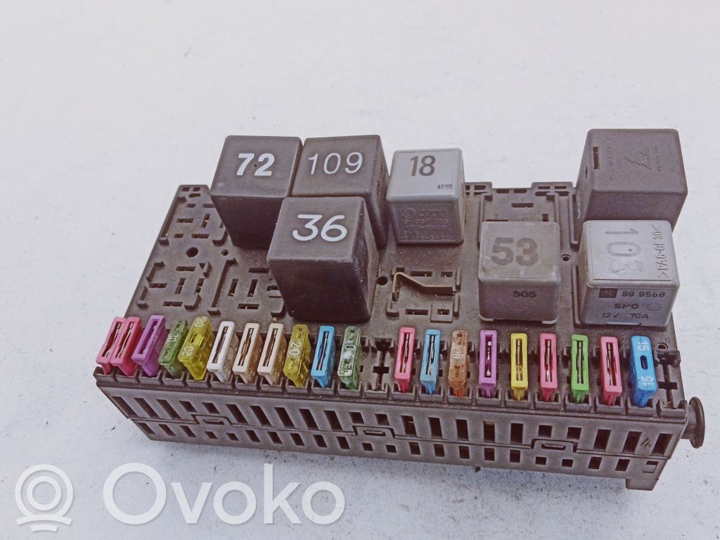 Sulakemoduuli   7M0937025D,95VW14A073DC
