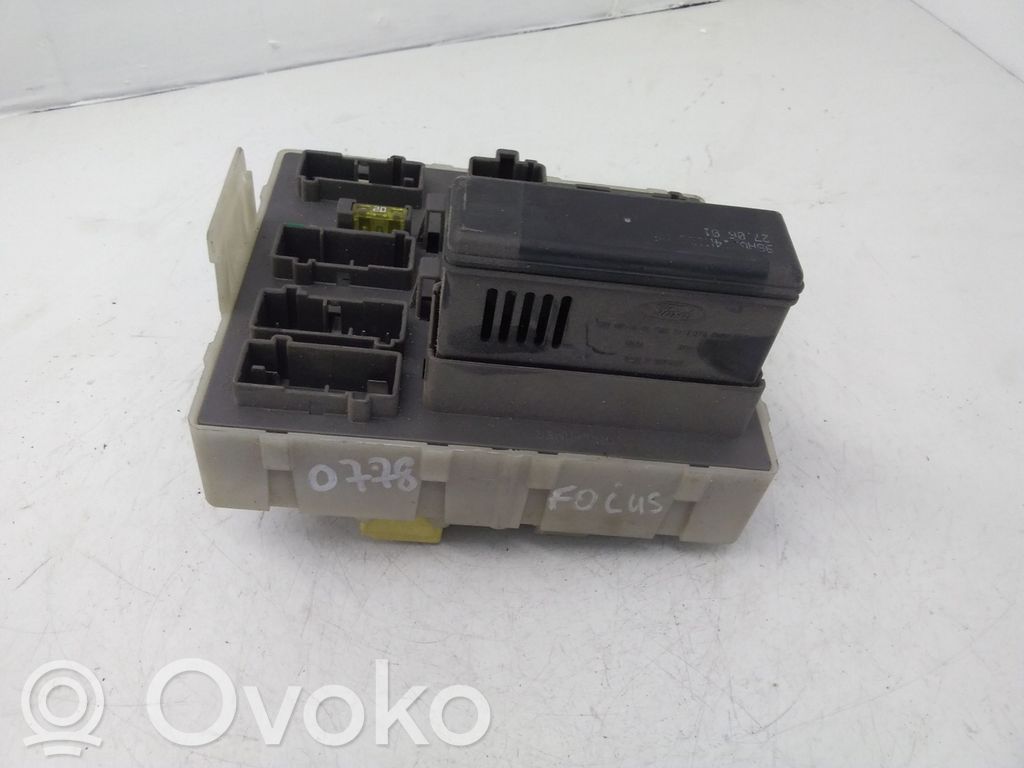 Ford Focus Fuse module 
