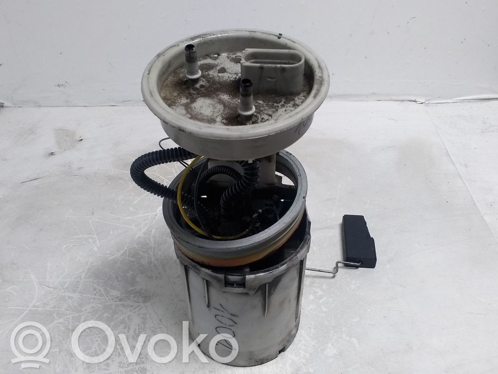 Volkswagen Polo Pompă combustibil în rezervor