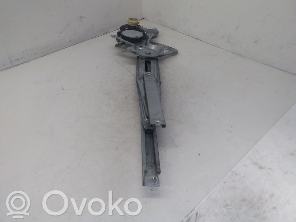 Toyota Auris 150 Elektryczny podnośnik szyby drzwi przednich 