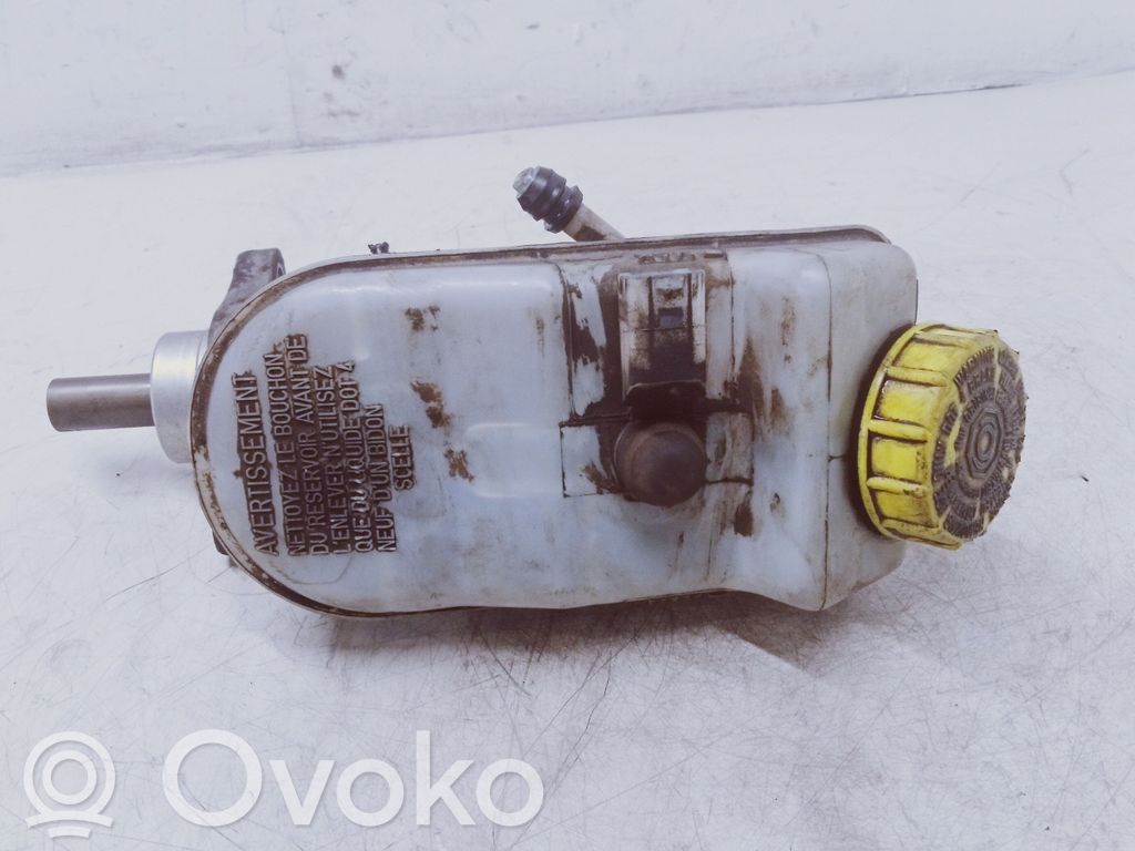 Volkswagen Transporter - Caravelle T5 Główny cylinder hamulca 