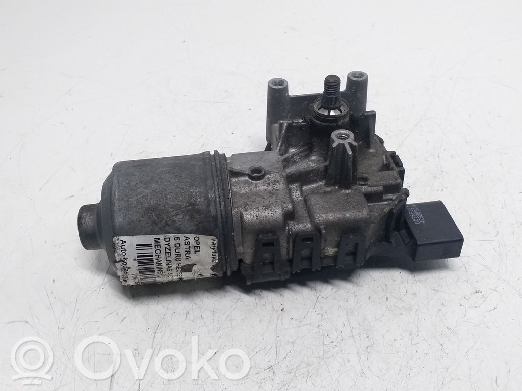 Opel Astra H Pyyhkimen moottori 