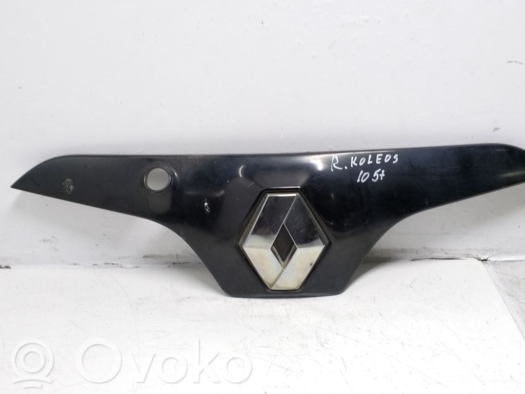 Renault Koleos I Rejilla delantera 