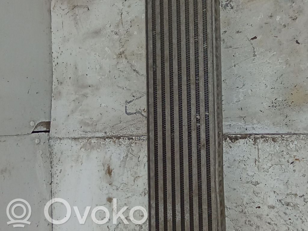 Volvo V50 Interkūlerio radiatorius 